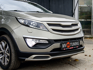 Решетка радиатора (СЕТКА В КОМПЛЕКТЕ) var №1 KIA Sportage (2010-2016)